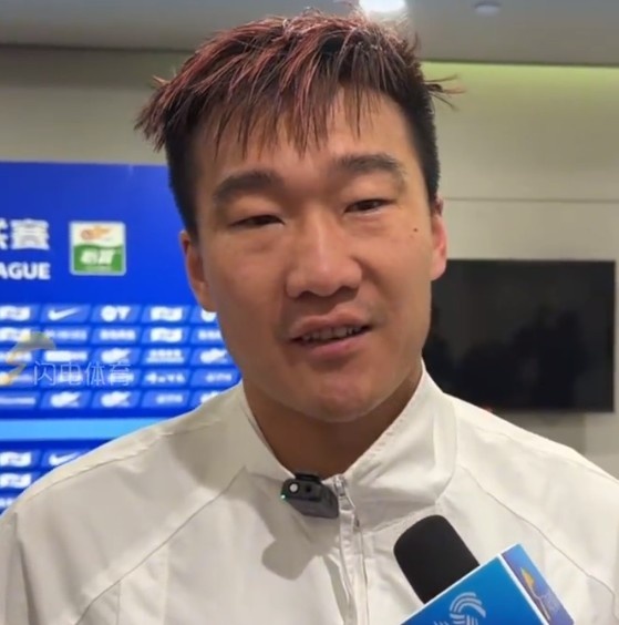 半岛体育全站-刘军帅：感谢泰山队让我踢上中超，相信他们能把比赛赢回来