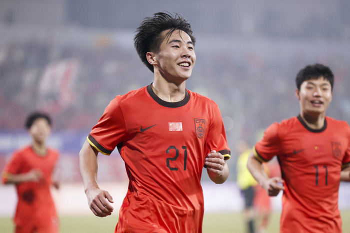 半岛体育入口-体坛午爆｜山东男篮今战上海男篮，U17国足10日凌晨战日本队|巴尔韦德|cba季后赛|U17亚洲杯|篮球亚洲杯|国乒_新浪新闻